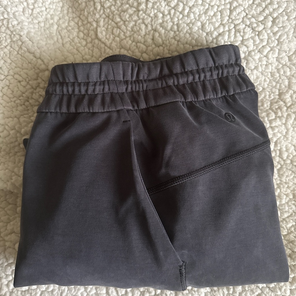 Lululemon Athletica black softstream